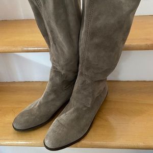 Size 11 Nine West suede boots